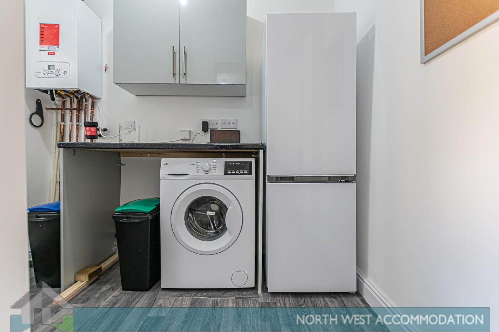 Relocation Or Family Stay 3Br Home In Warrington Warrington (Cheshire) Esterno foto