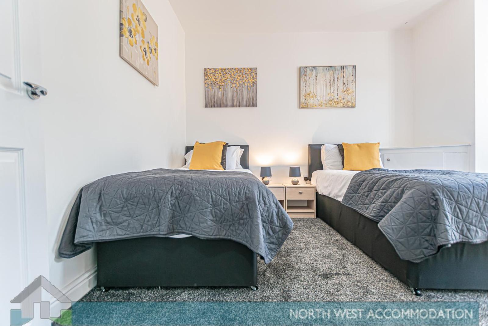 Wellfield Serviced Accommodation Warrington Esterno foto